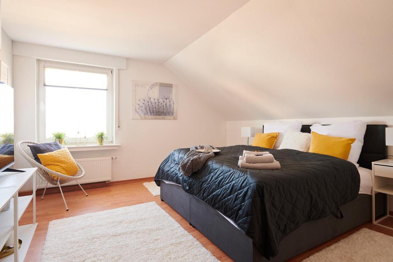 Grosszuegig & Stilvoll Parkplatz ,Ruhige Lage, 5 Personen, Langzeit Apartment Paderborn Exterior foto